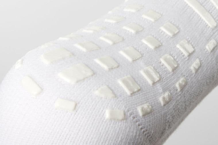 Atak Shox Mid-Leg Grip Socks White