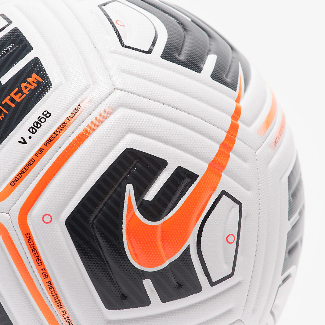 Nike Academy Team 21 Football - Orange