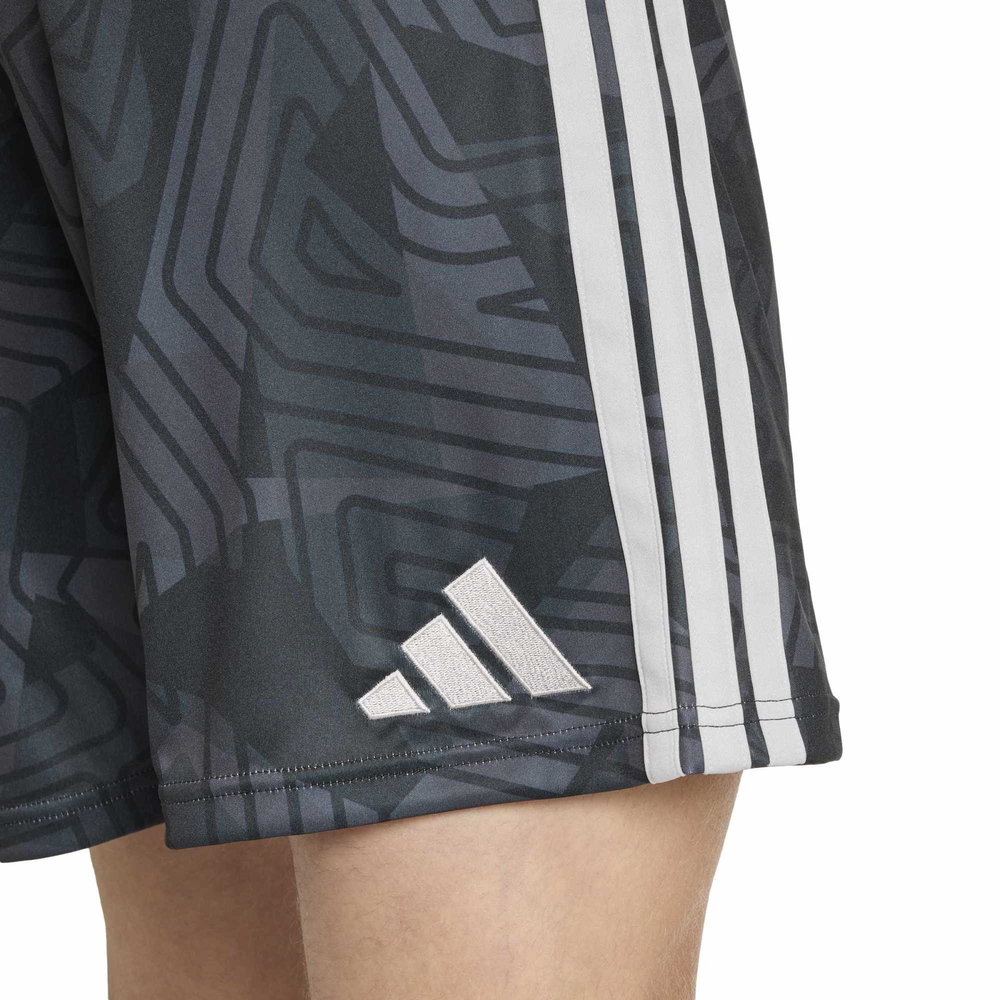 Adidas Tiro 26 Competition Goalkeeper Shorts